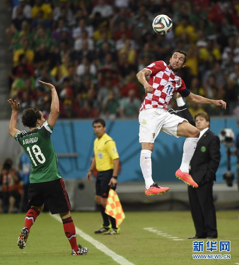 MUNDIAL 2014: México avanza con estallido tardío ante Croacia