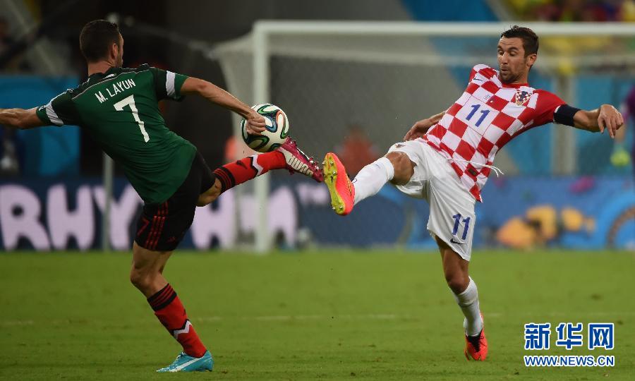 MUNDIAL 2014: México avanza con estallido tardío ante Croacia