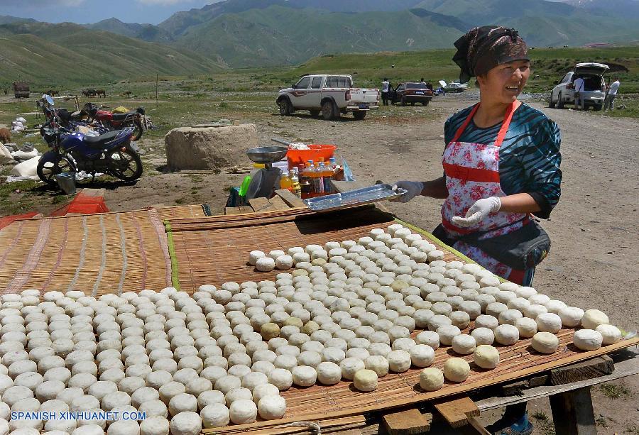 China: Vida cotidiana de condado Yining de Xinjiang 