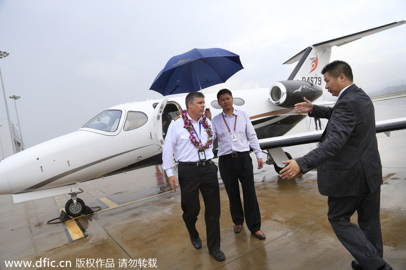 El primer taxi aéreo de China: el avión Cessna 510 Mustang, aterriza con éxito en el Aeropuerto Internacional Changshui de Kunming, en la provincia de Yunnan, el 12 de julio.