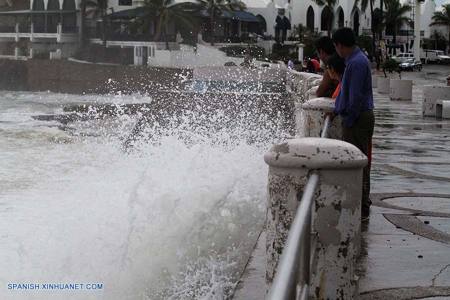 Tormenta tropical "Dolly" deja 2.900 familias afectadas en México