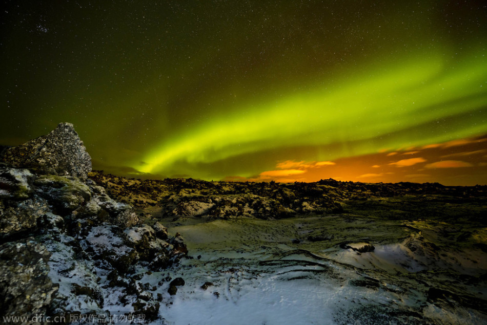 Aurora boreal en Islandia presenta rostro humano