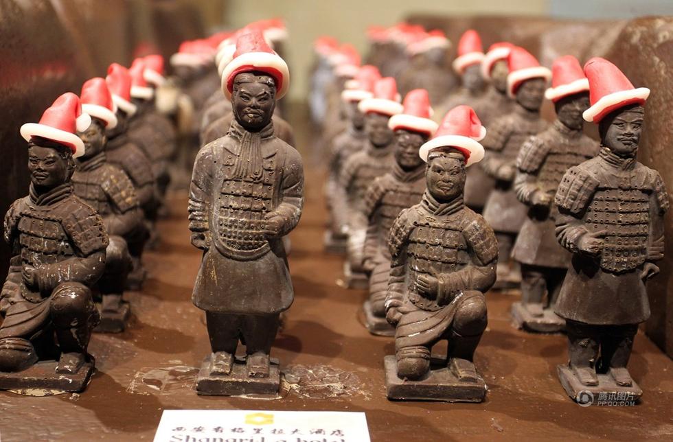 Figuras de chocolate de guerreros y caballos en hotel de Xi'an