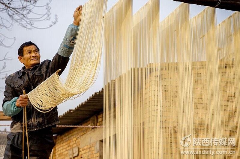 Los fideos colgados de la aldea Shixia