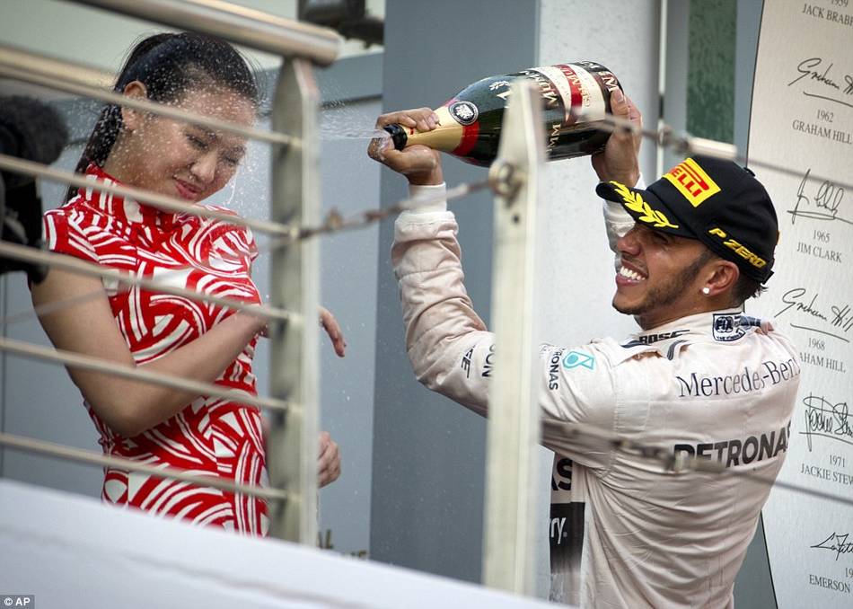 Criticas a Hamilton por su celebración sexista en el GP de China