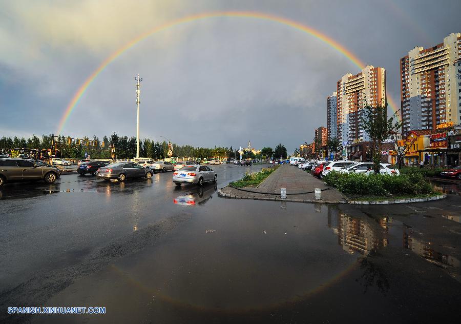 Jilin: Arco iris doble en Changchun