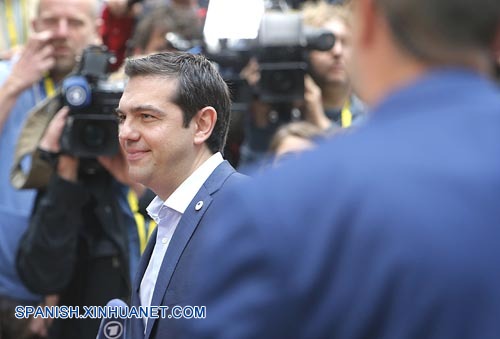 La salida de Grecia del euro es cosa del pasado, afirma Tsipras