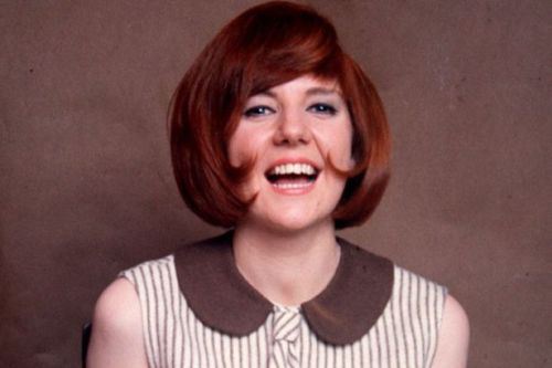 Leyenda de televisión británica Cilla Black muere en su villa espa?ola