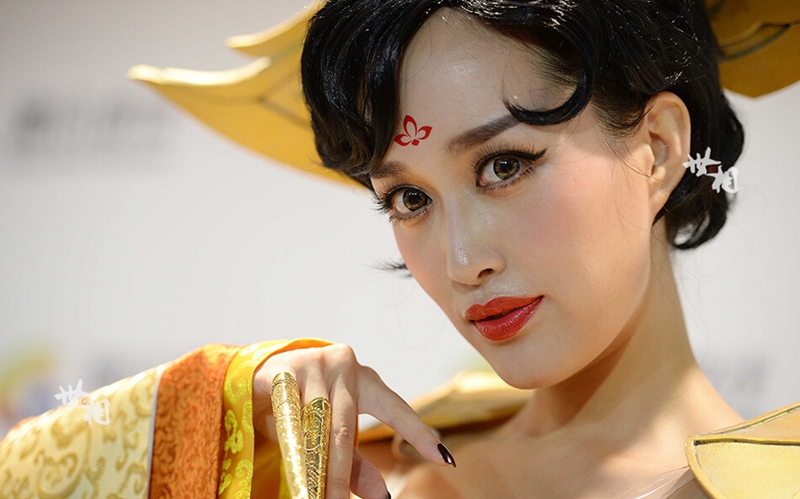 Modelo de “cosplay” participa
 en ChinaJoy