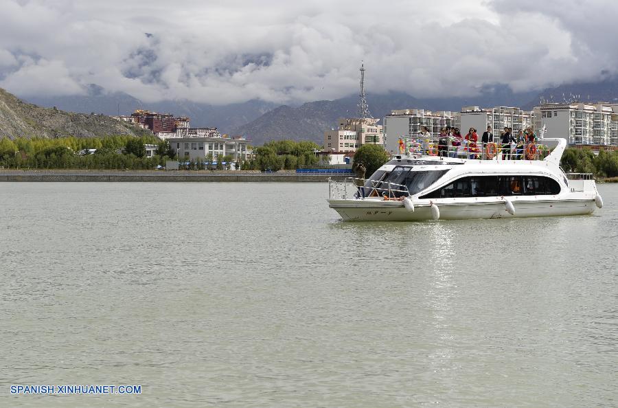 Se inaugura en Lhasa ruta turística en bote