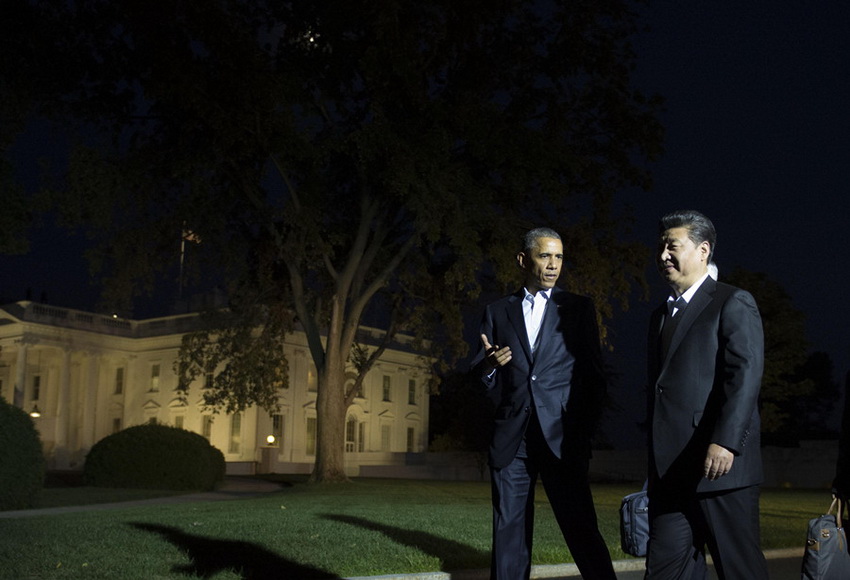 Xi Jinping y Obama pasean juntos antes de cenar