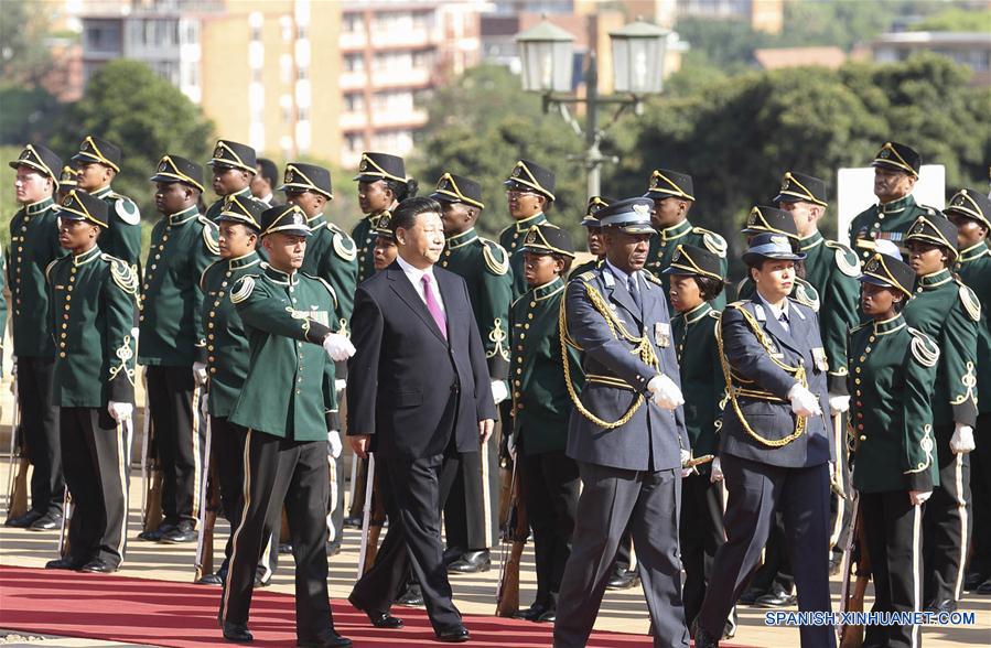 Presidentes de China y Sudáfrica dialogan sobre el fortalecimiento de las relaciones bilaterales