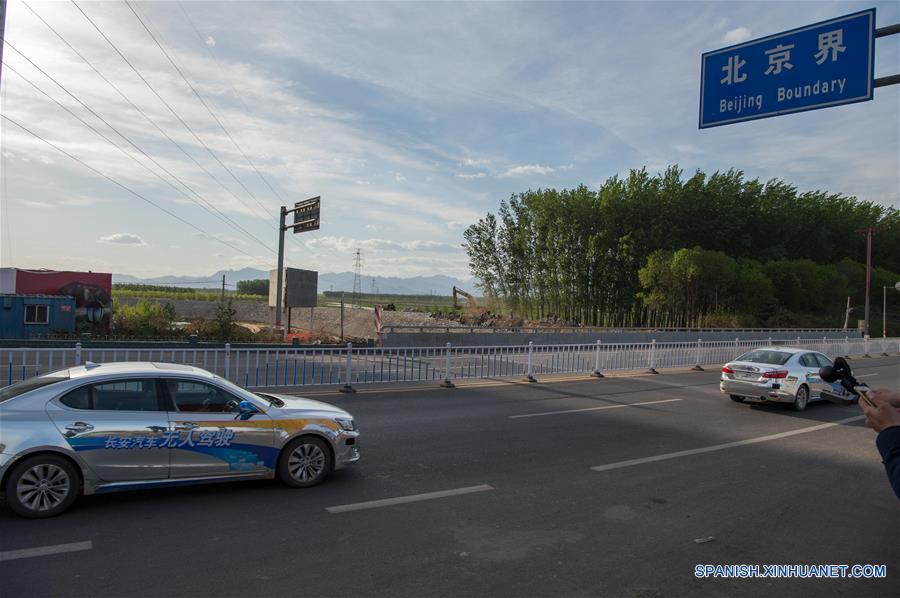 Mundialmente, al menos 18 compa?ías están desarrollando vehículos sin conductor, incluidas BMW, Audi y Toyota. Por la parte china figuran fabricantes como el Grupo BAIC, el Grupo GAC, SAIC Motor, Chang'an y BYD. (Xinhua/Liu Chan)