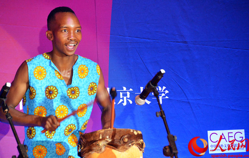 Simunye Afrika: el alma Zulu que danza en “Meet in Beijing”