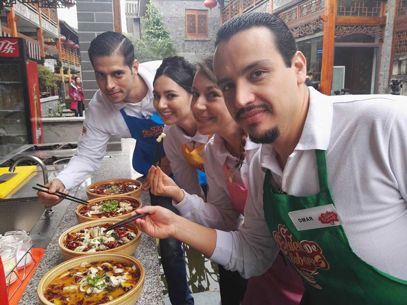 Escuela de Sabores: el reality show más popular de CCTV en espa?ol