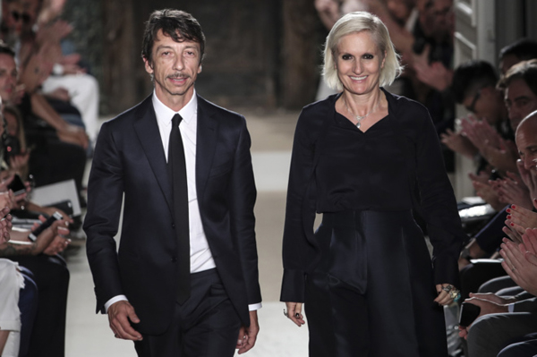 Dior ficha a la dise?adora de Valentino