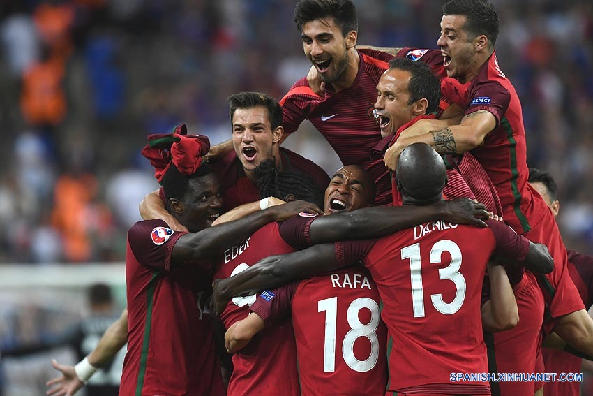 Portugal derrotó 1-0 a Francia para convertirse en el campeón de la Eurocopa 2016.