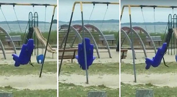 Graban un supuesto fantasma columpiándose en un parque