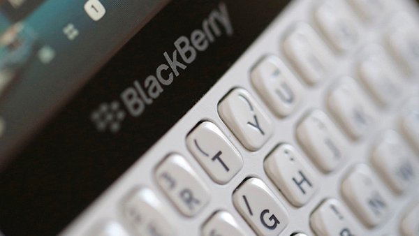 BlackBerry deja de fabricar teléfonos