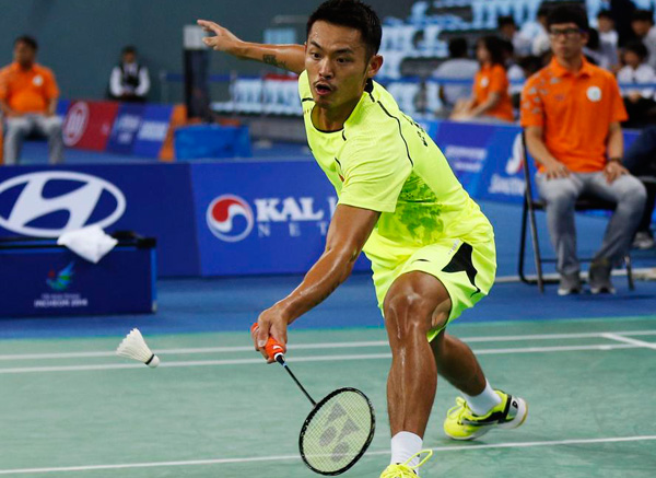 Lin Dan en un partido de badminton en Corea del Sur durante los XVII Juegos Asiáticos de Incheon, 25 de septiembre del 2014. [Foto: Agencias]