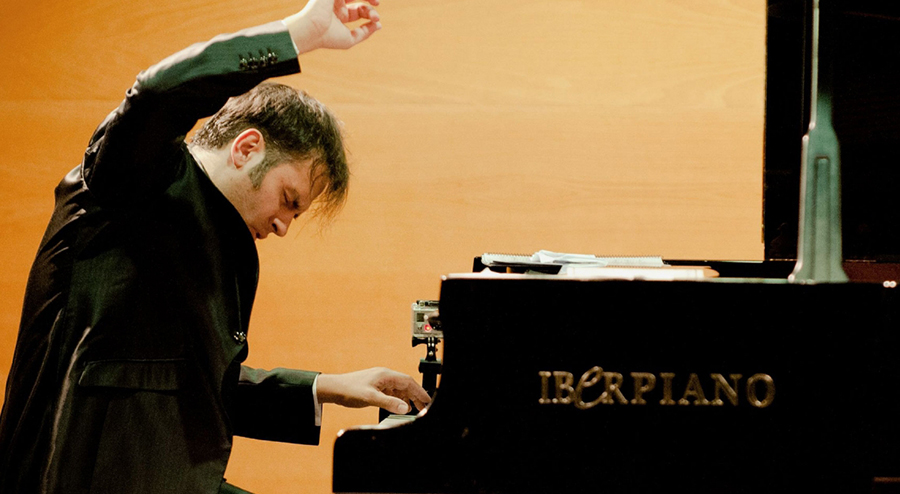 El pianista flamenco Manolo Carrasco culmina exitosa gira por ciudades chinas