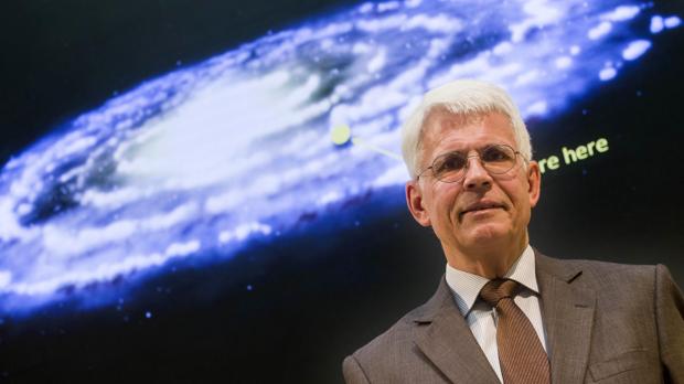 Hofmann propone que el espacio y el tiempo no son como los entendía Einstein