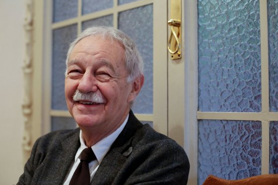 El escritor Eduardo Mendoza gana 
el premio Cervantes 2016