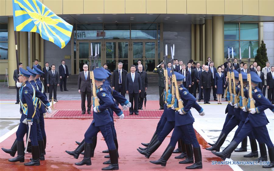 Xi llega a Moscú en visita de Estado a Rusia