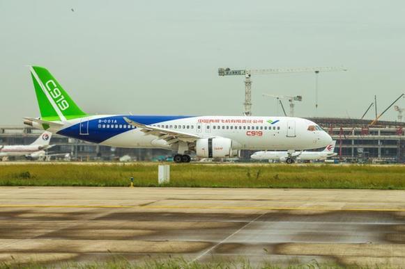 Avión C919 de China cumple segundo vuelo experimental