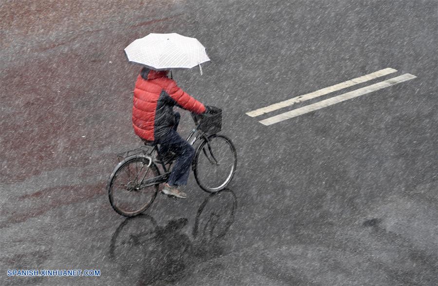 Nieve interrumpe período de sequía más prolongado de Beijing en décadas