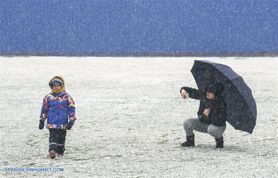 Nieve interrumpe período de sequía más prolongado de Beijing en décadas