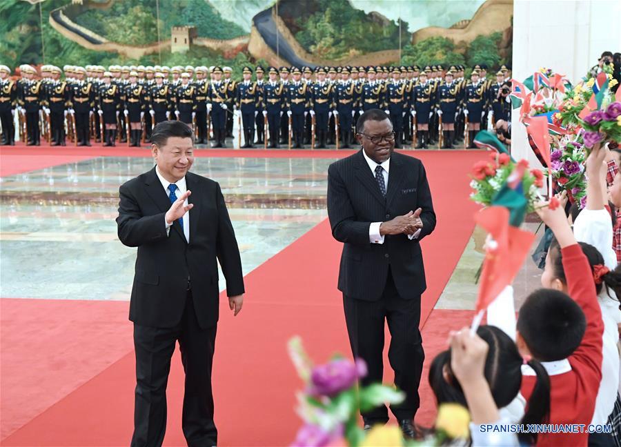 China y Namibia establecen asociación de cooperación estratégica integral