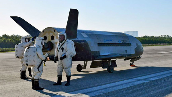 Un aficionado descubre una nave espacial secreta orbitando la Tierra