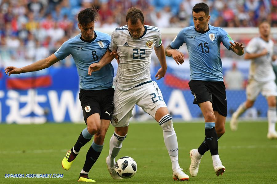 (Rusia 2018) Uruguay encabeza Grupo A tras victoria 3-0 sobre Rusia