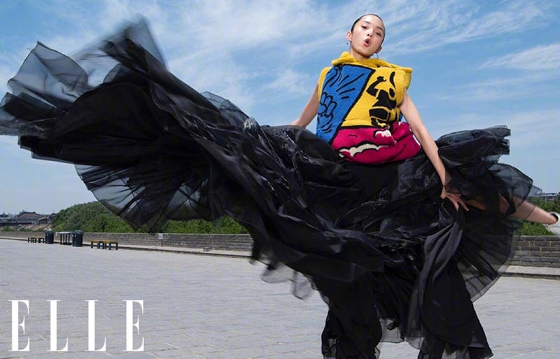 La supermodelo Ju Xiaowen es portada de una revista de moda