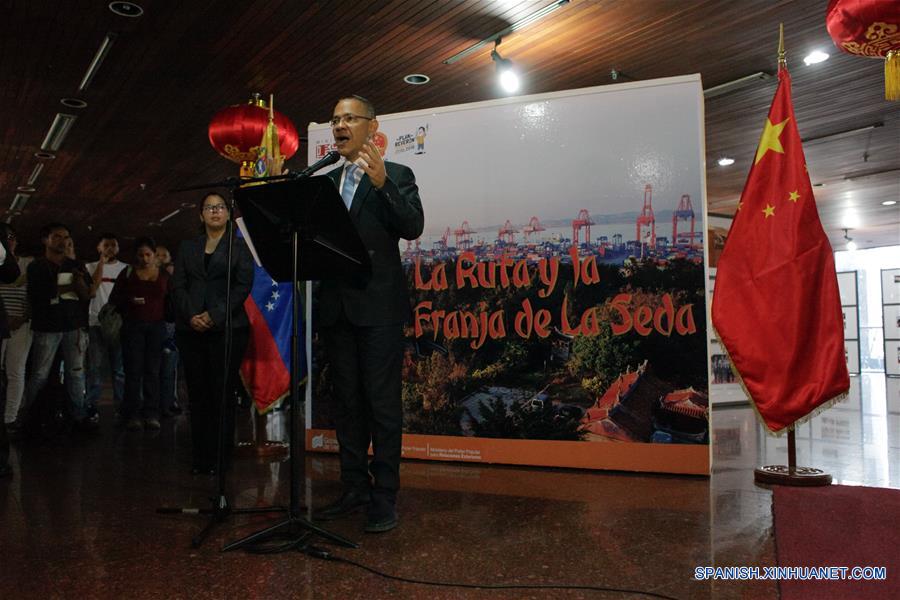 Inauguran exposición fotográfica sobre la Franja y la Ruta en Venezuela