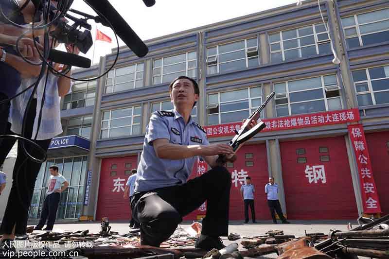 146 ciudades chinas destruyen armas de fuego y explosivos ilegales 