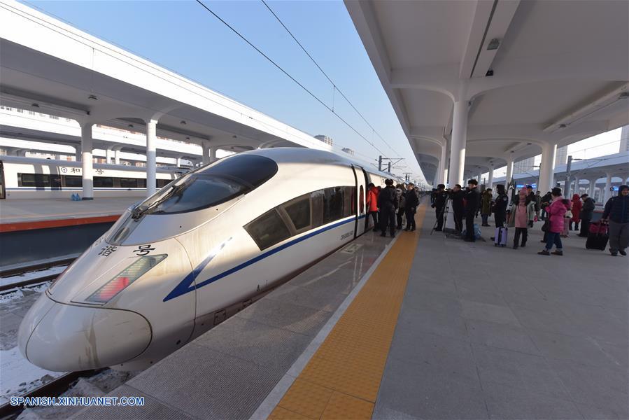 Tren de alta velocidad empieza a circular en región más fría de China