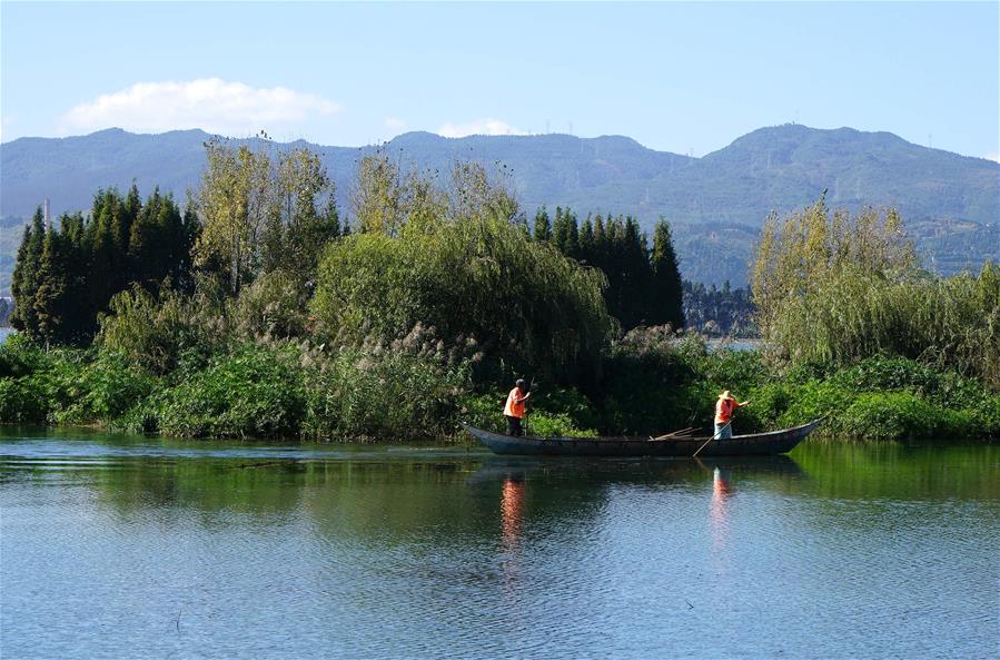 Lago Dianchi en Kunming, Yunnan