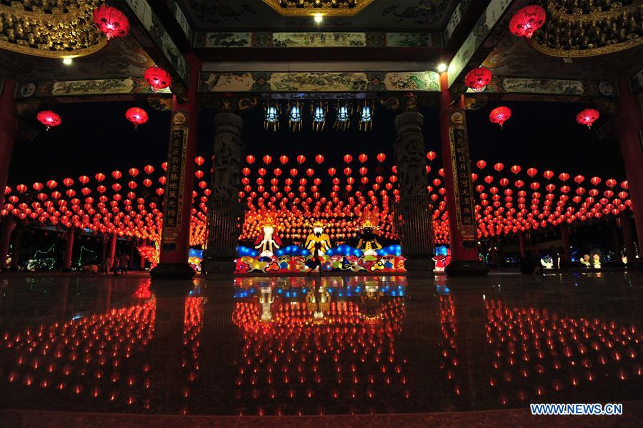 Bangkok se ilumina para celebrar el a?o nuevo lunar chino