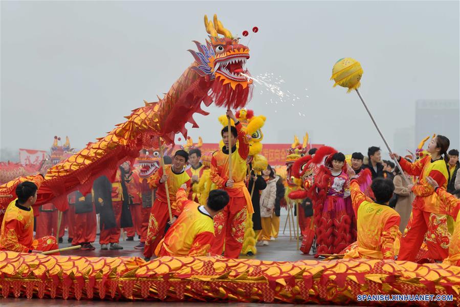 Danza del dragón en Jiangxi, este de China