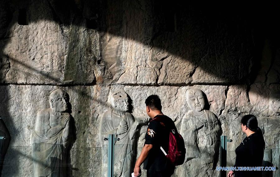 Grutas de Longmen en Henan