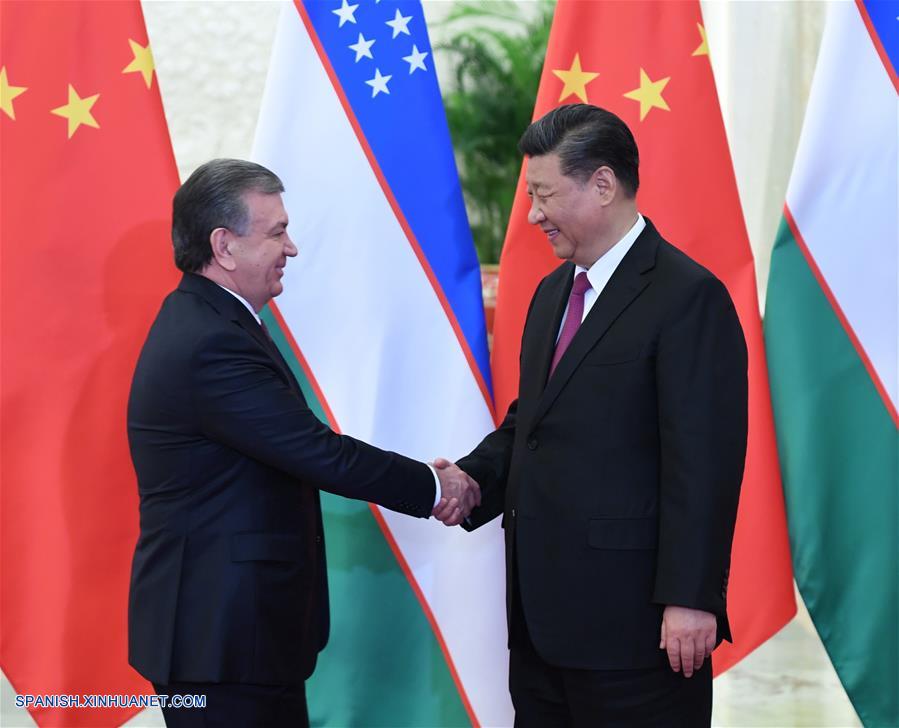 (Franja y Ruta) Xi Jinping se reúne con presidente de Uzbekistán