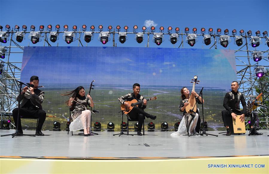 Día de Shanghai en la Exposición Internacional de Horticultura de Beijing