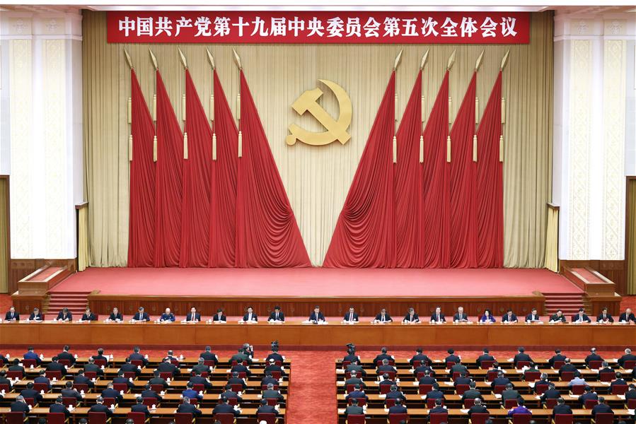 La quinta sesión plenaria del XIX Comité Central del Partido Comunista de China se lleva a cabo en Beijing, capital de China, del 26 al 29 de octubre de 2020. (Xinhua/Liu Bin)