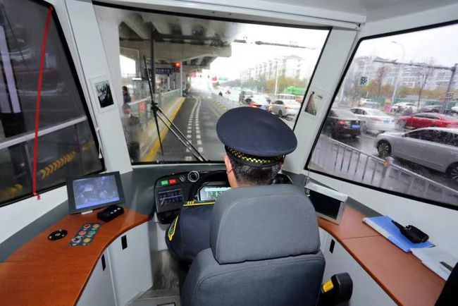 Comienzan las pruebas de la primera línea de tránsito ferroviario virtual de China en Yancheng