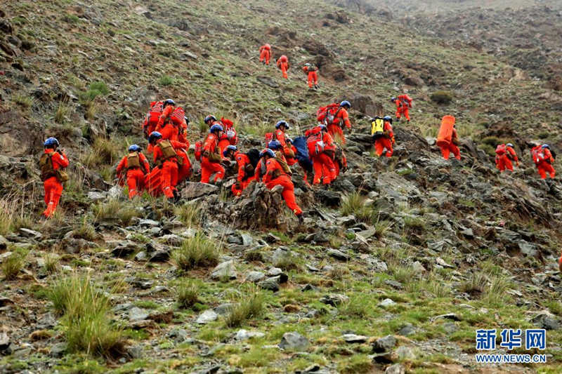 21 corredores mueren en condiciones climáticas extremas durante una carrera de monta?a