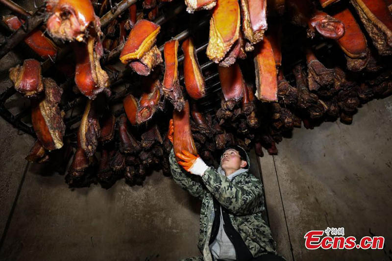 El aroma a carne curada rebosa en Guizhou