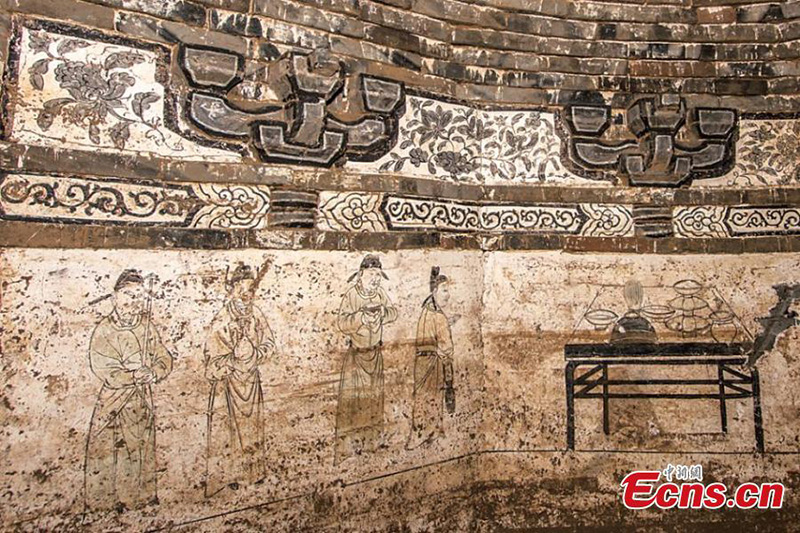 Descubren nuevos murales polícromos en una histórica tumba de Shanxi