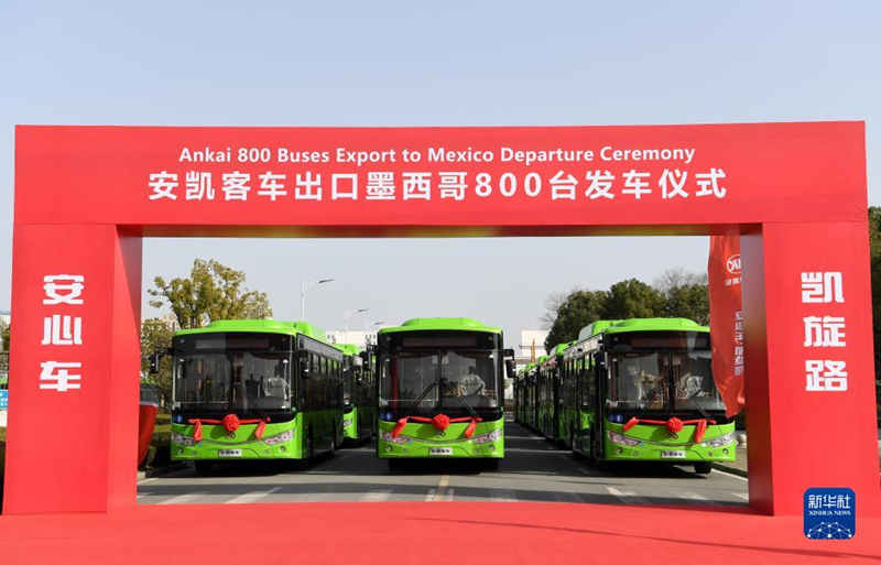 China exporta sus autobuses a México